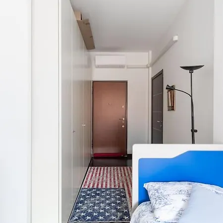 Magnifico Centro - Rusconi 33 *