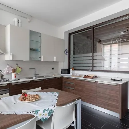 Daire Magnifico Centro - Rusconi 33 *