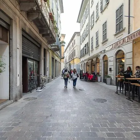 Magnifico Centro - Rusconi 33 *