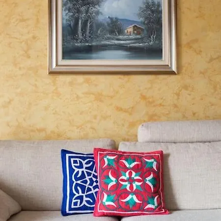 Magnifico Centro - Rusconi 33 *